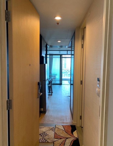 เช่าคอนโดมิเนียม Condo For Rent "Siamese Surawong" -- 1 Bedroom 47 Sq.m. 23,000 Ba