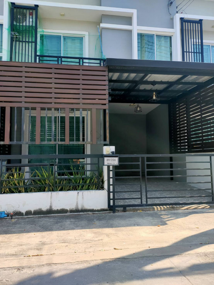 SaleHouse 2-story townhouse for sale, Niran View 59 Project.