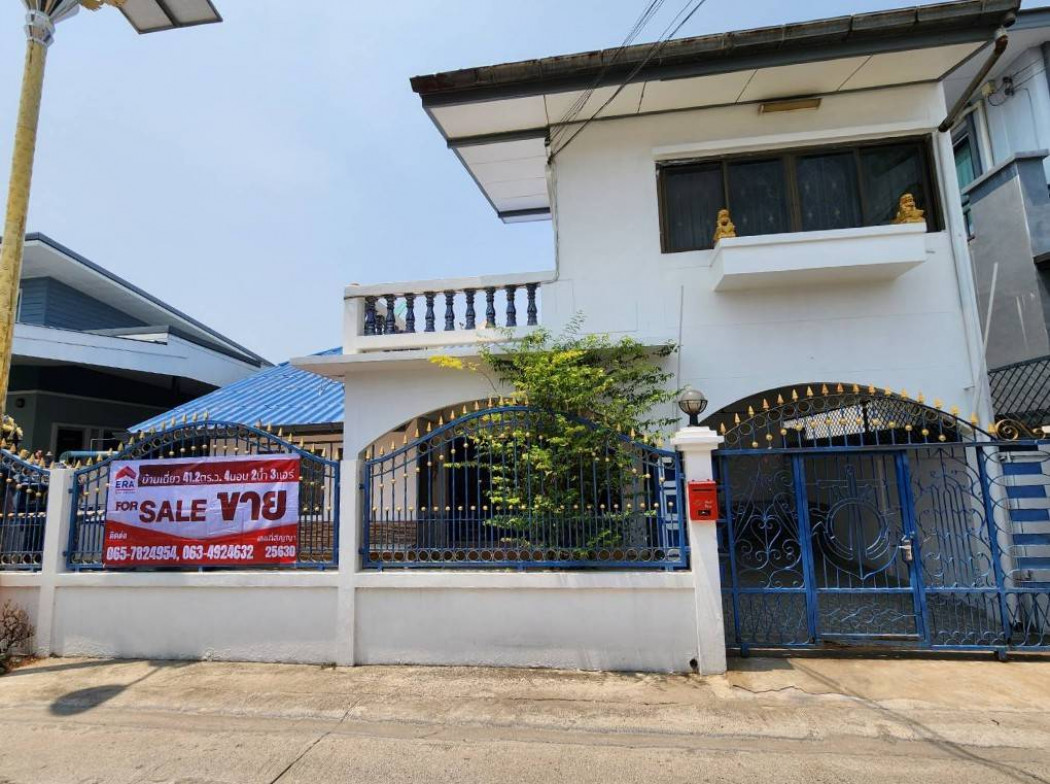 SaleHouse For sale, 2-story detached house, Bangna Road, Trat, Nakhon Thong Village.