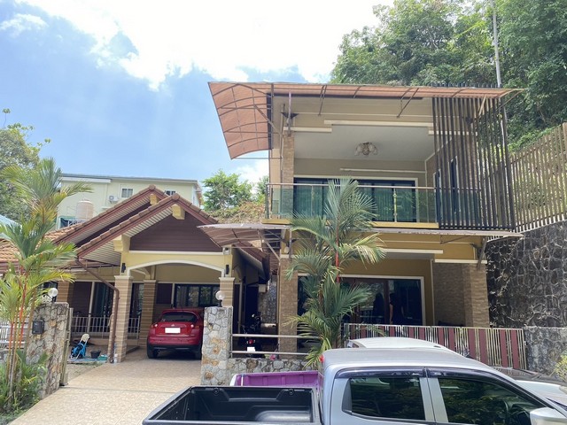 RentHouse For Rent : Patong, House @Soi Kuan Yang, 4 Bedrooms 5 Bathrooms