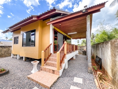 RentHouse Single house located in a quiet location, Taling Ngam zone