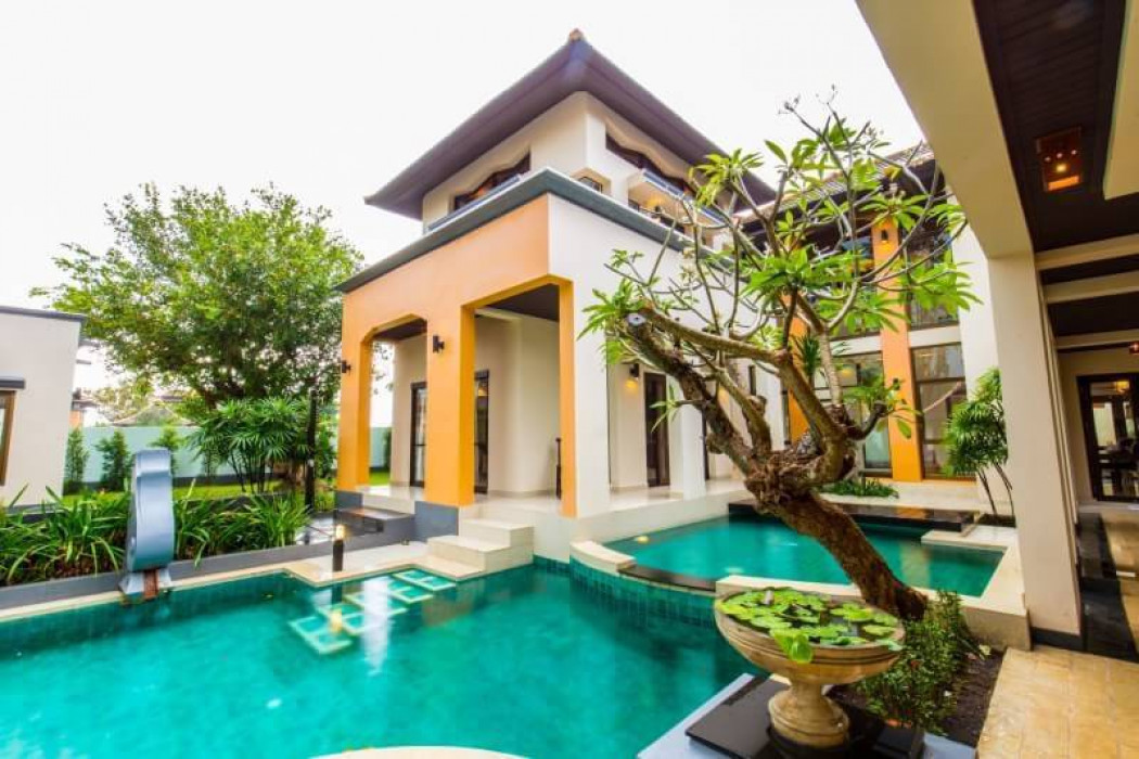 RentHouse For rent, 2-story detached house, Thai Modern, 4 bedrooms, 1204 sq m.