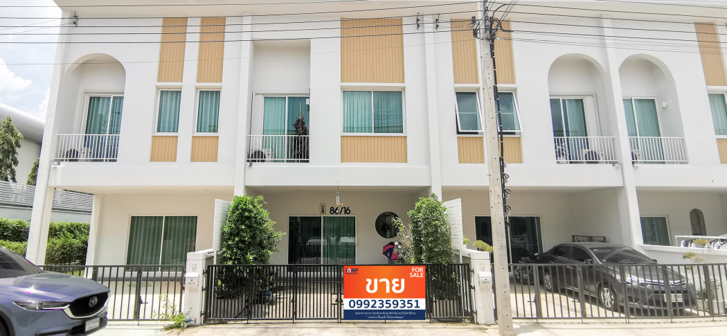 SaleHouse Urgent sale, premium townhome, Chuan Chuen Town, Bang Yai, width 5.7 meters, large house, SIZE XL, selling cheaper than the project.