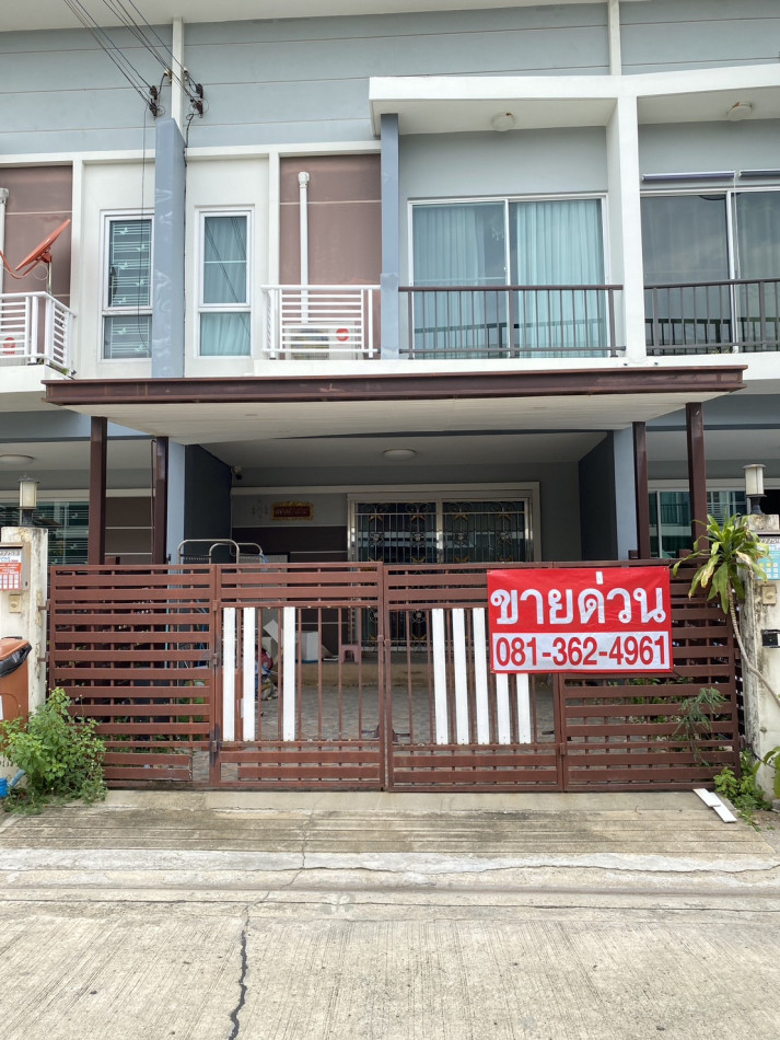 SaleHouse Urgent sale townhome Namdaeng-Bang Phli 2.15 million baht, Supalai Bella Kingkaew-Srinakarin