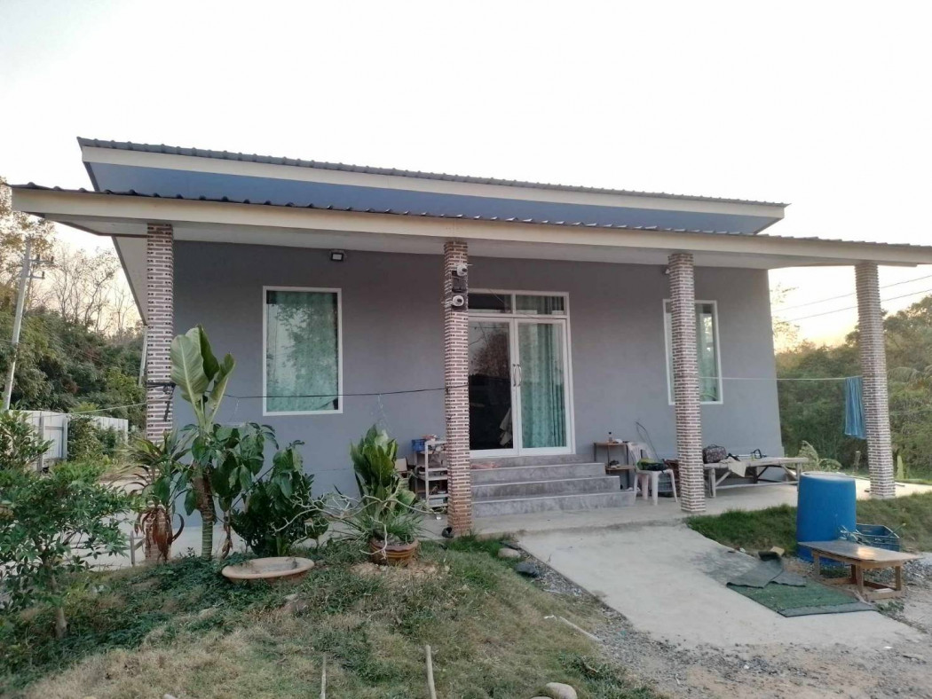 SaleHouse Single house for sale, beautifully decorated - 80 sq m. 3 ngan 44 sq m. with air conditioning.