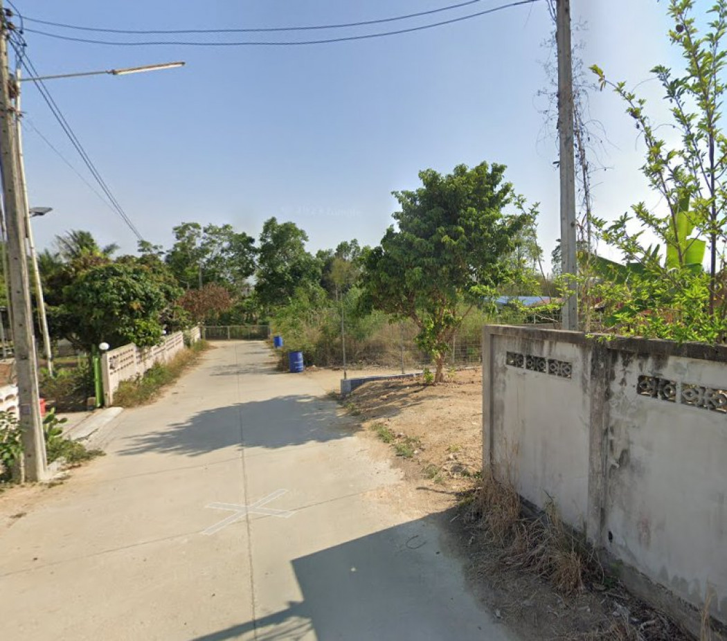 SaleLand Land for sale in Pong, filled and fenced in, area 100 sq m., Soi Samnak Tabaek,