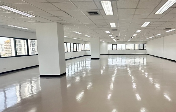 RentOffice ให้เช่าพื้นที่สำนักงาน Sorachai Building Ekkamai พื้นที่ 283 ตรม