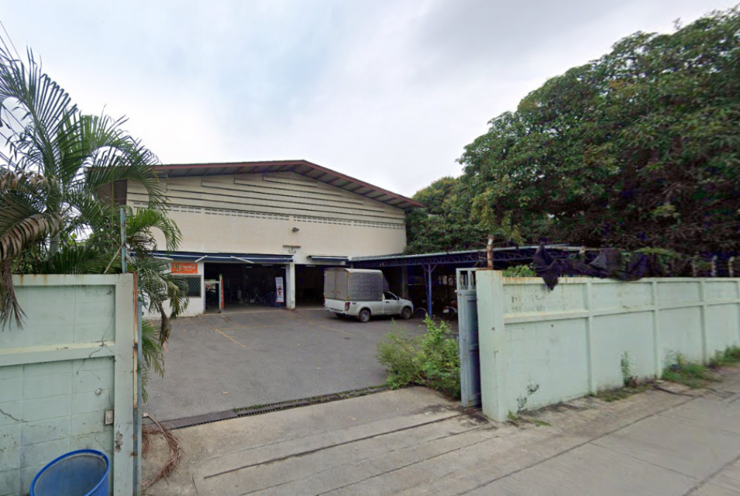 RentWarehouse Warehouse for rent in the middle of Sukhumvit 3 Ngan, 74 sq m, 1400 sq m. ID-15319