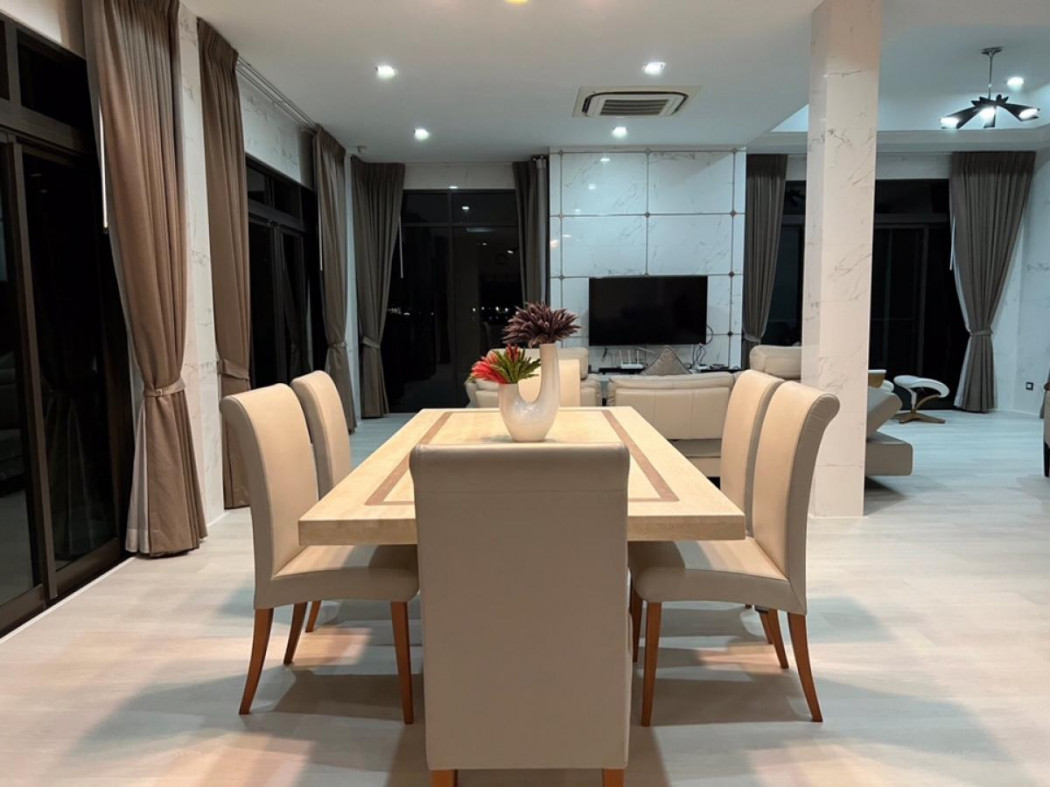 RentHouse For rent, detached house, 4 bedrooms, fully furnished, Perfect Masterpiece Rangsit, 220 sq wa, near The Nine Tiwanon, just 7 minutes.