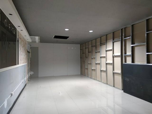 RentOffice EPL-BR1085 ให้เช่าพื้นที่ร้านค้า-สำนักงาน ขนาด114 ตรม. ชั้น 1
