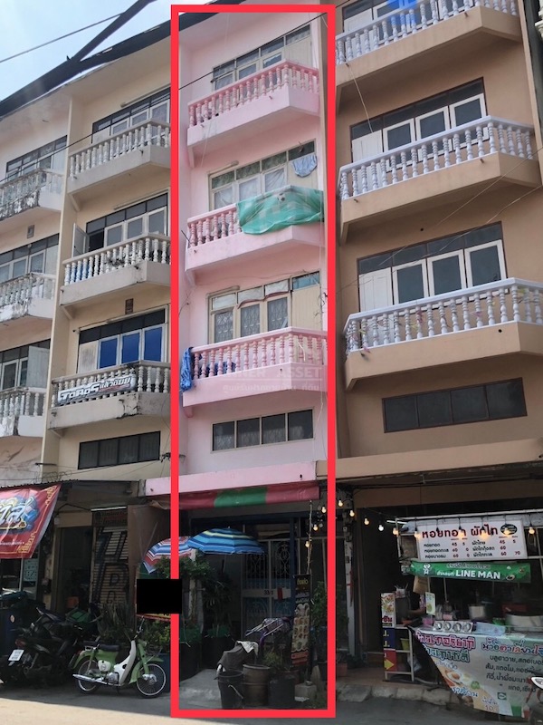 SaleOffice Commercial Building near Bang Bua Thong Market