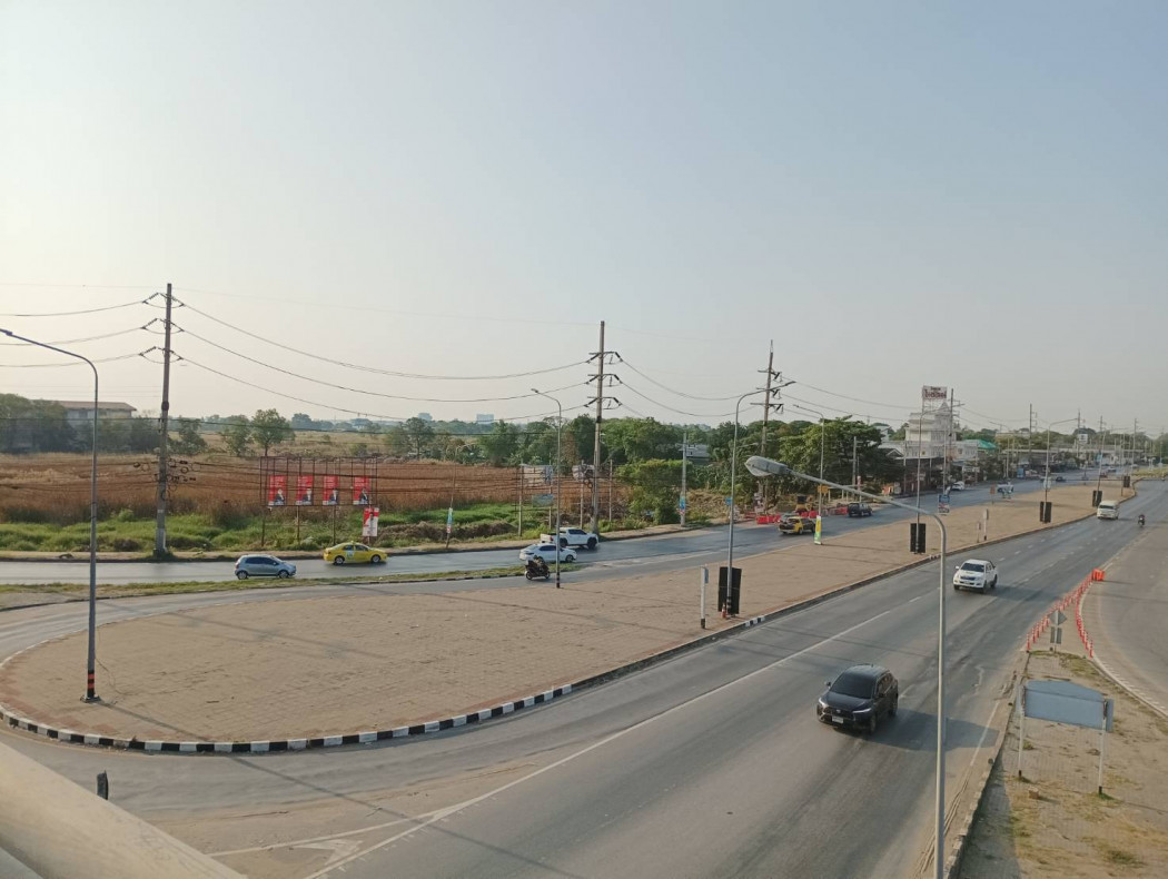 SaleLand Land for sale, Rangsit - Pathum Thani, Bang Phun intersection, size 45 rai 2 ngan 71 sq wa, next to roads on two sides.