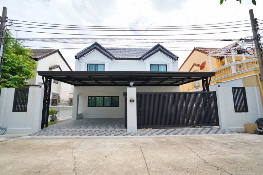 SaleHouse Single house for sale, 70 sq m., Master Royal Village, Suan Luang Rama 9, 5 bedrooms, 3 bathrooms, ID-15951.