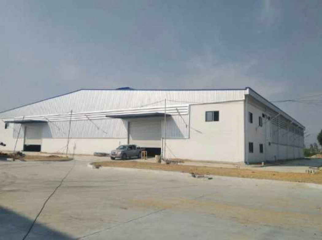 RentWarehouse F77 for rent: factory, warehouse with office, size 2,700 sq m., Map Pu area, Khao Khan Song Subdistrict, Sri Racha District.