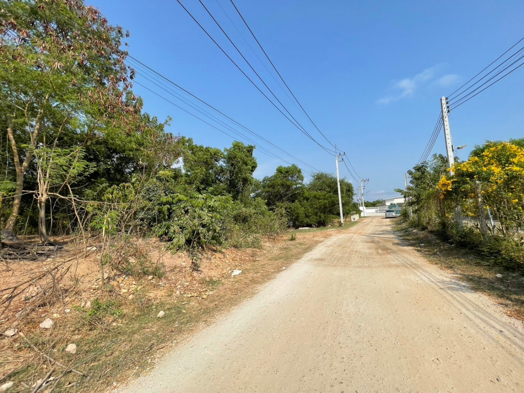 SaleLand Land for sale at the foot of the hill In the heart of Rayong city, area 6 rai,