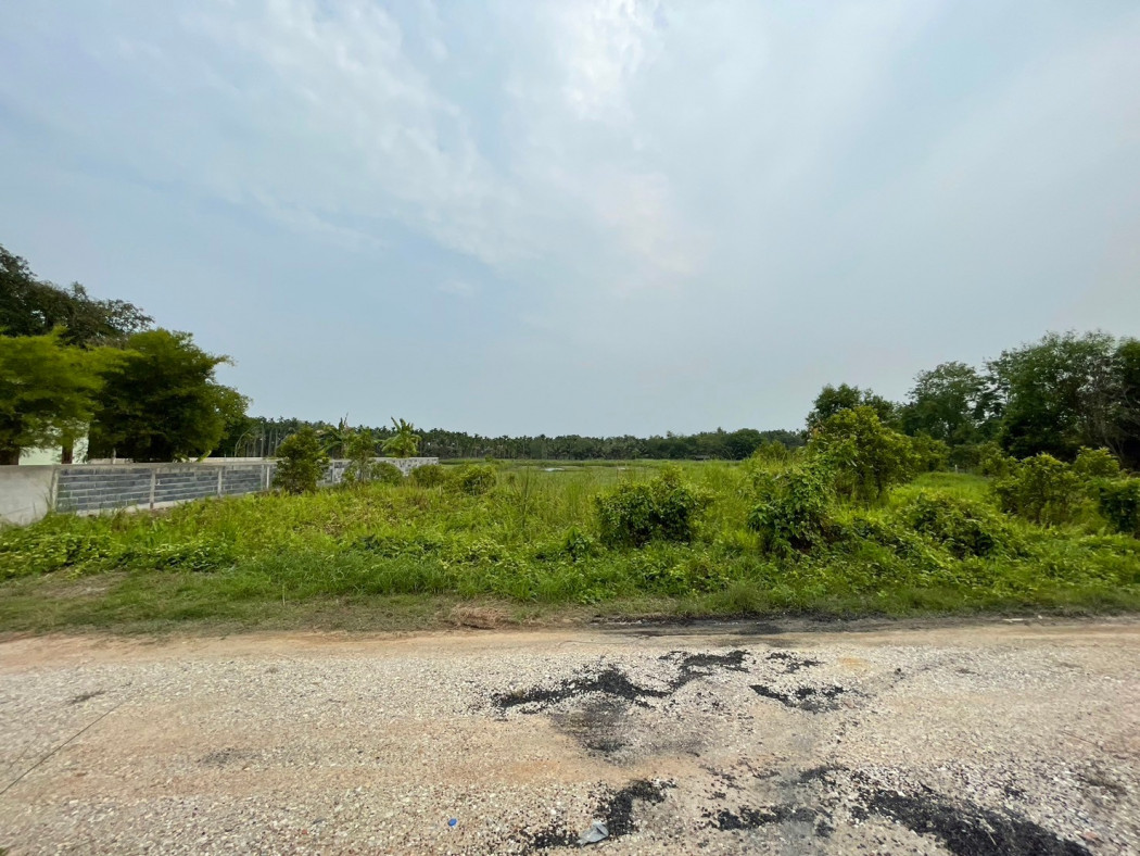 SaleLand Land for sale in Ban Khai, area 1 rai, near road 6031 - 1.3 km., near Ban Don intersection, road 36 - 8.7 km., Rayong Province.