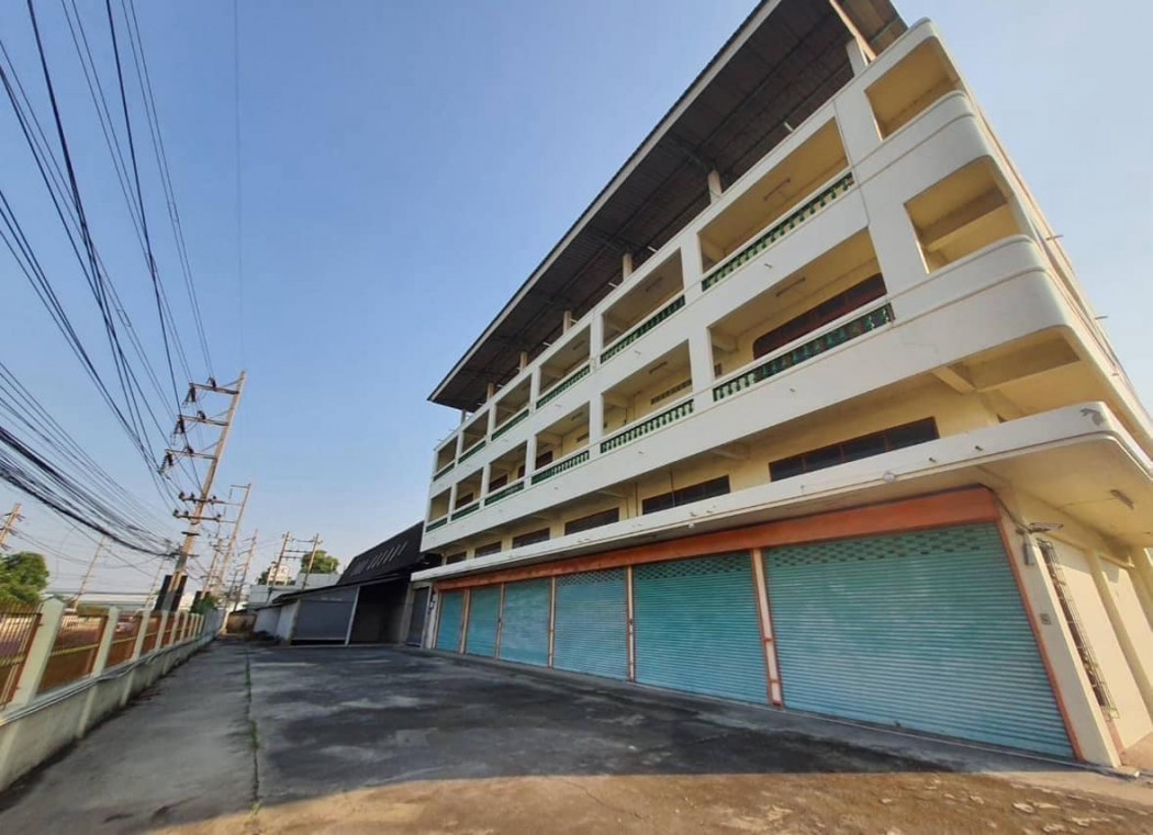 SaleWarehouse Building and warehouse for sale, size over 5 rai, next to the main road, Rangsit-Pathum Thani.