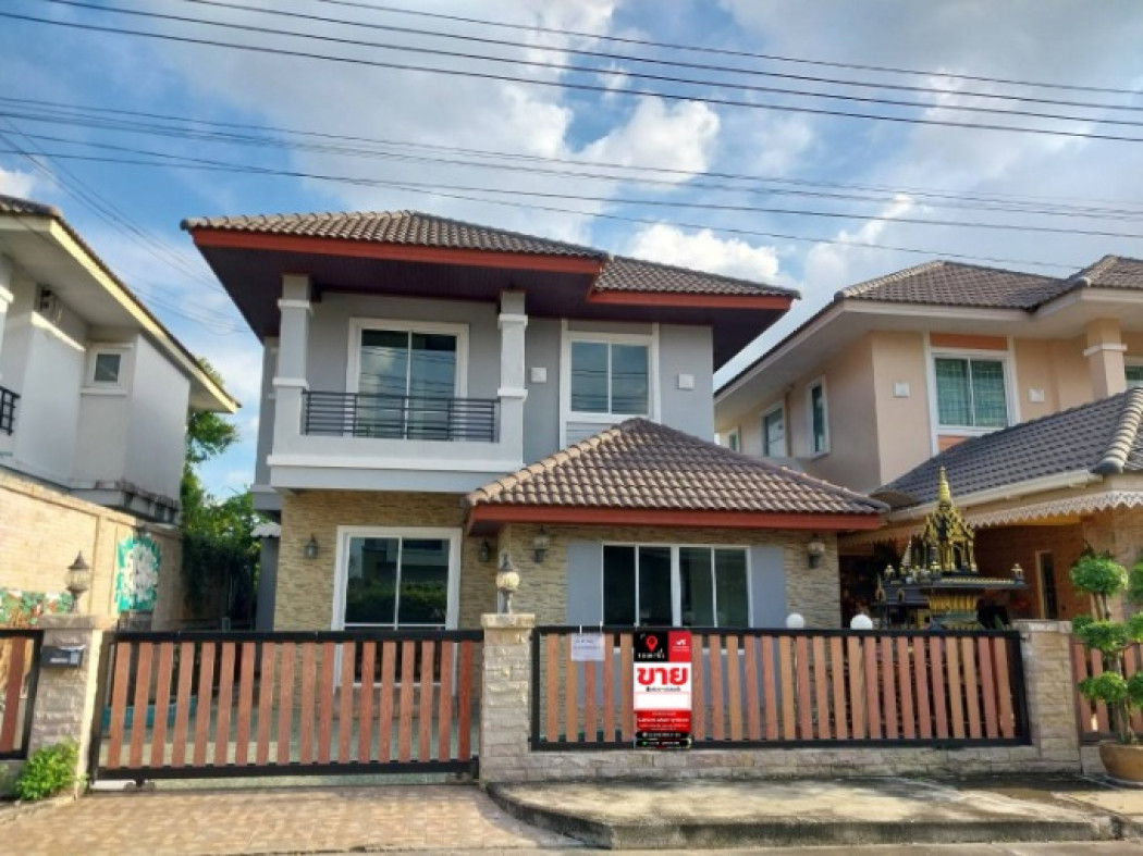 SaleHouse For sale: Twin house, Baan Sap Thani, Lam Luk Ka-Khlong 7, 140 sq m, 41.7 sq m.