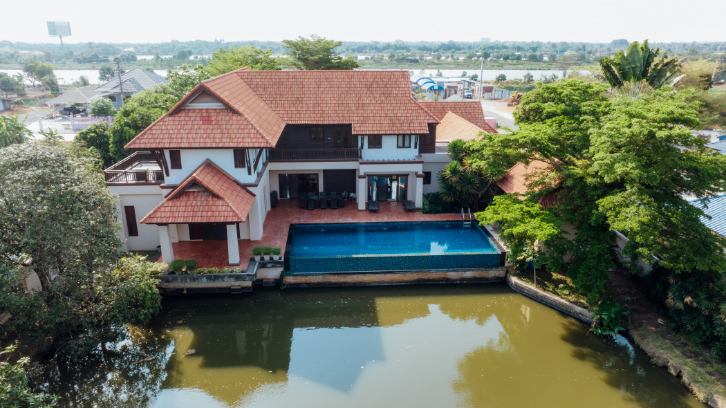 SaleHouse For sale: detached house, luxurious and stylish, designed, self-constructed, strong, Baan Lat Krabang, Wat Bua Roi, 600 sq m, 2 rai