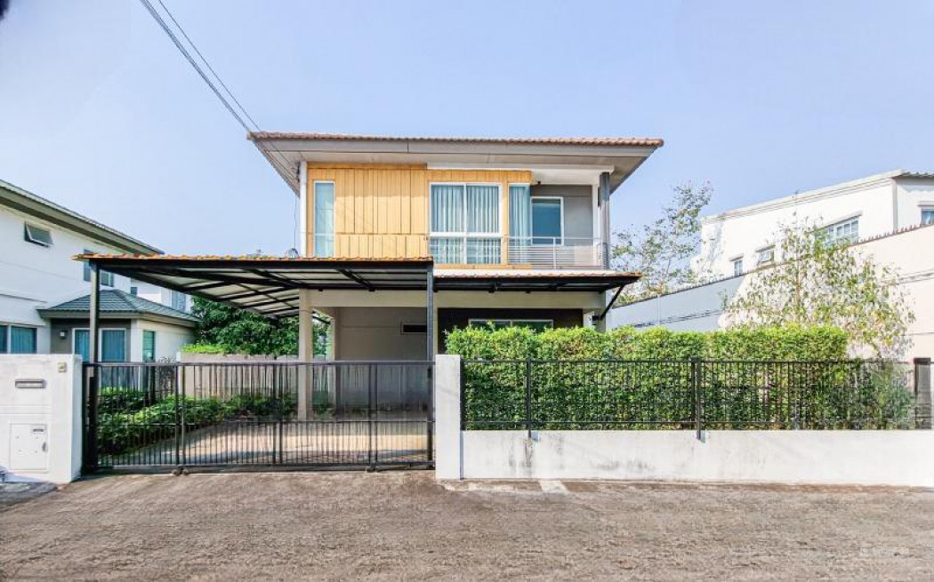 SaleHouse Single house for sale, second-hand house, newly decorated, Prueklada Bang Yai 2, 114 sq m, 52 sq m, on a potential location.