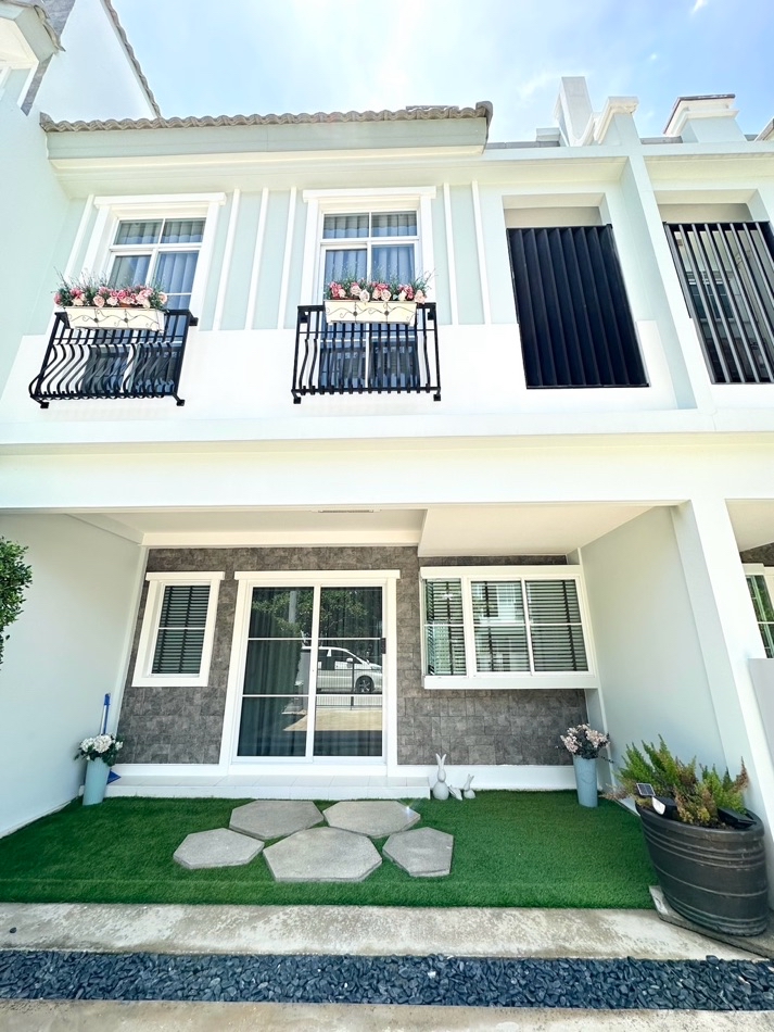 RentHouse For rent, Townhome Indy 2 Bangna-Ramkhamhaeng 2, 90 sq m., 72 sq m, 3 bedrooms, 3 bathrooms, 90 sq m, near MRT Sri Udom.