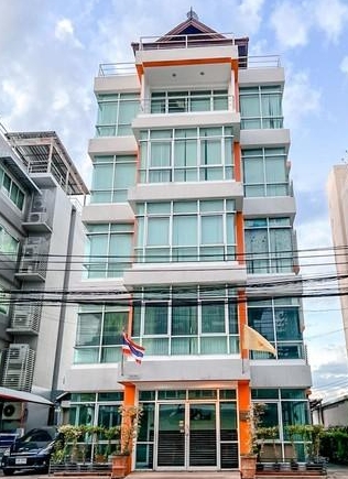 RentOffice  ให้เช่าและขาย อาคาร 5 ชั้น มีลิฟท์ ซอยนวลจันทร์ 