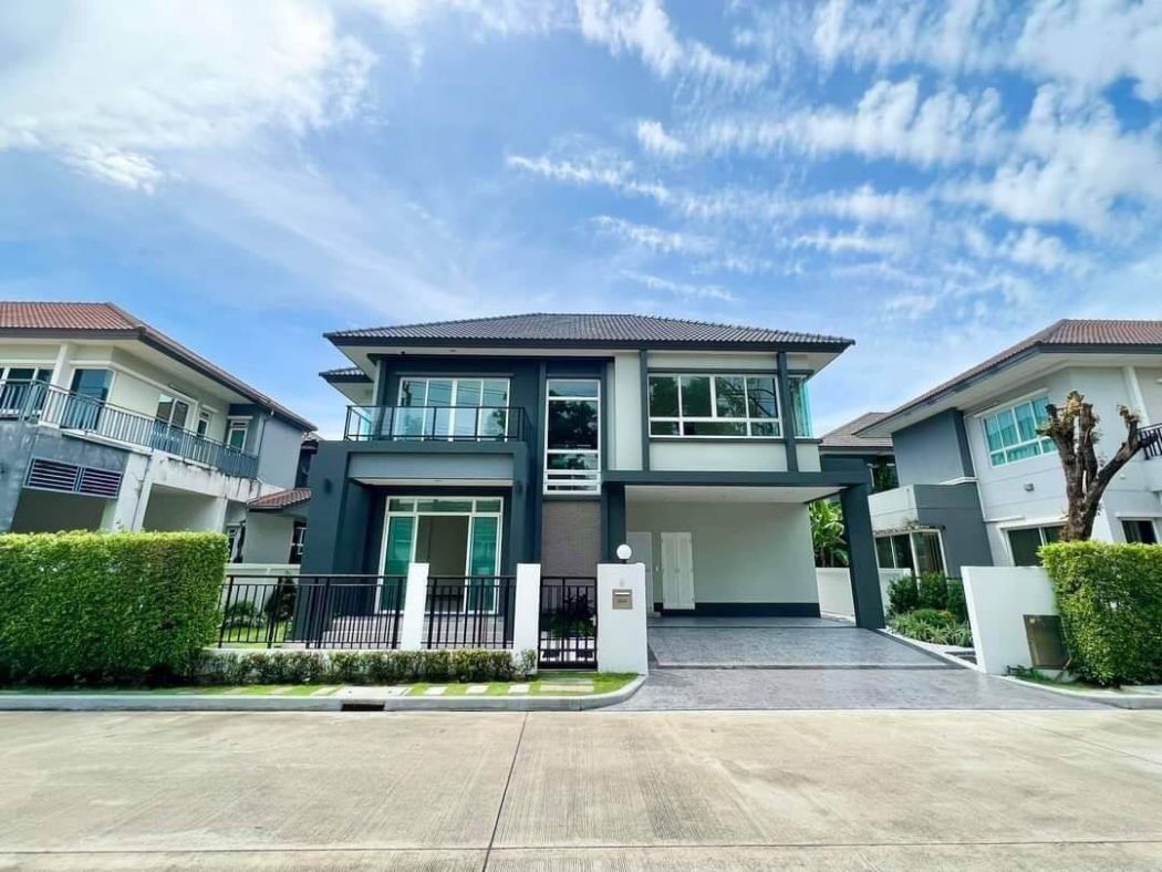 SaleHouse Single house for sale, Bangkok Boulevard, Pinklao, Phetkasem, 262 sq m., 61.3 sq m, beautiful house, good location, next to the main road, has a private bathroom in every room.
