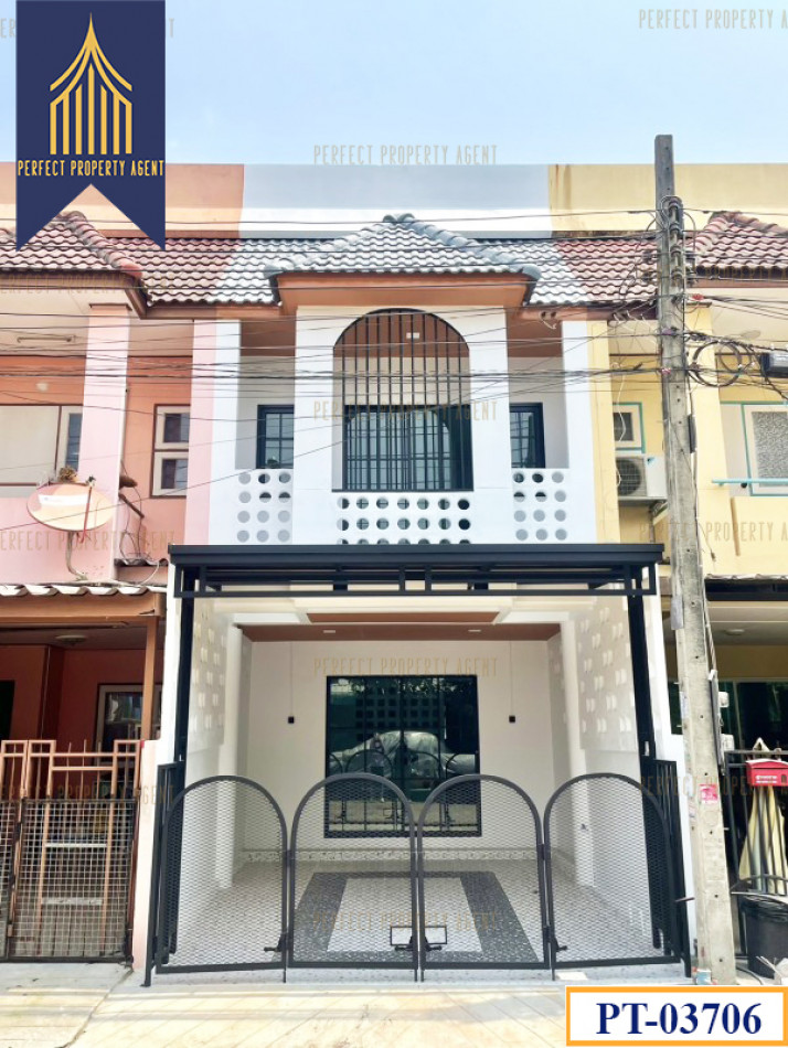 SaleHouse Townhouse for sale, Sil Village Sai Mai, newly decorated throughout, Phahonyothin.