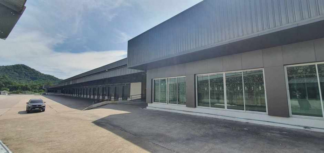 RentWarehouse F85  Warehouse Free Zone-Laem Chabang Industrial Estate 17,900 sqm.