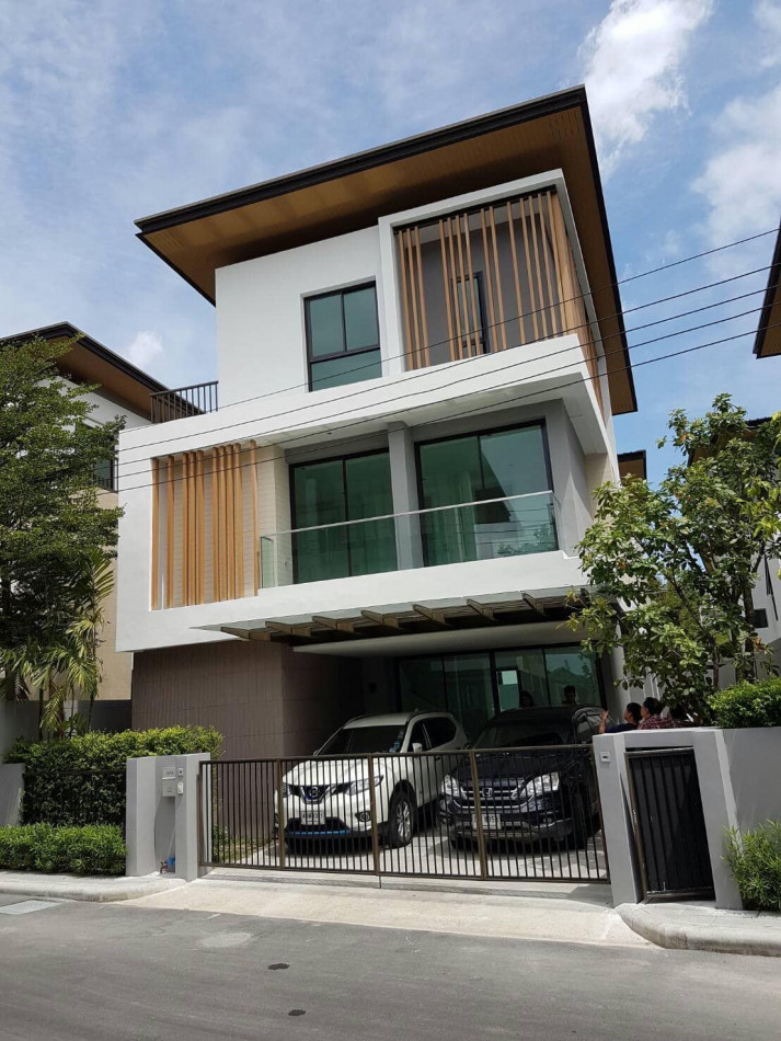 RentHouse For rent, detached house, 4 bedrooms, fully furnished, AQ Arbor, Suan Luang Rama IX-Pattanakarn Phase 1, 300 sq m, near Mega Bangna.