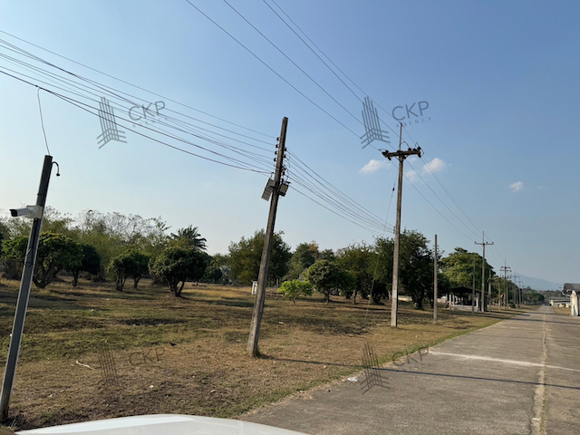 ขาย ที่ดินพร้อมสิ่งปลูกสร้าง ติดไฮเวย์ลำปาง - เชียงใหม่ สำหรับทำโ