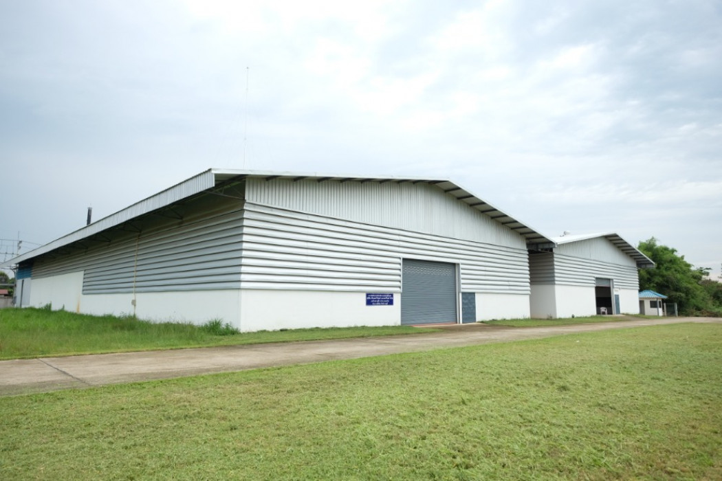 SaleWarehouse Selling a factory producing canned energy drinks. Phanat Nikhom District