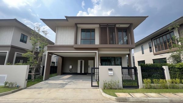 RentHouse ให้เช่าบ้านเดี่ยว 2 ชั้นหลังใหม่ 70.9 ตรว. 4 นอน บุราสิริ กรุงเทพ