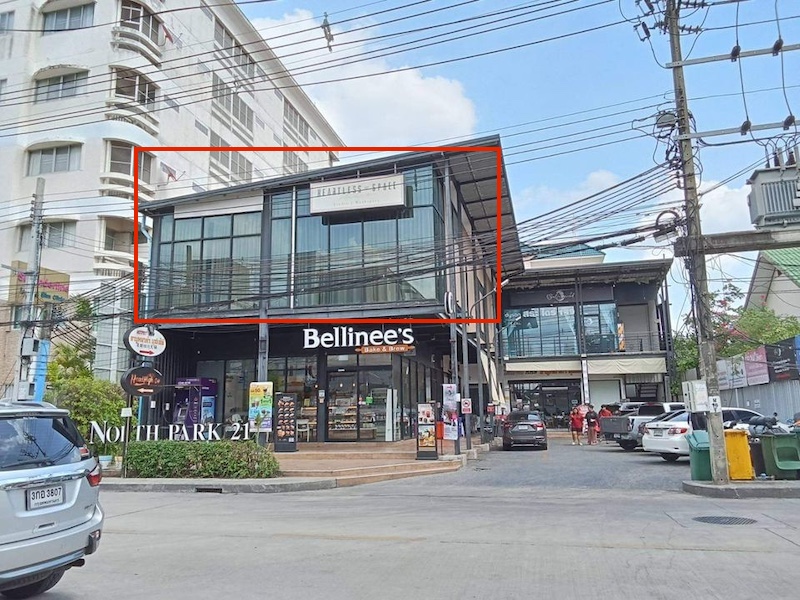 เช่าออฟฟิศ BH3004  ด่วนเซ้งพื้นที่ 65ตร.ม. ชั้น2 ด้านหน้าหันไปทางถนนตกแต่งสว