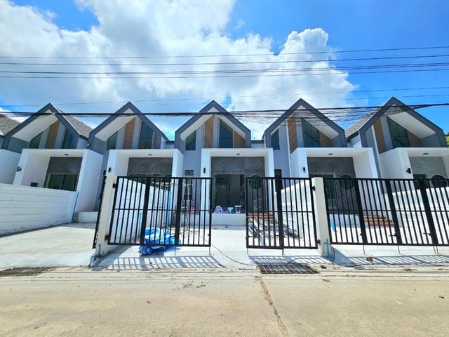 ขายบ้าน For Sales : Thalang, One-story townhouse, 2 B 2 B