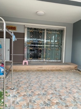 SaleHouse Urgent house for sale, Supalai Bella Kingkaew-Srinakarin Village. Around Pa Det Market