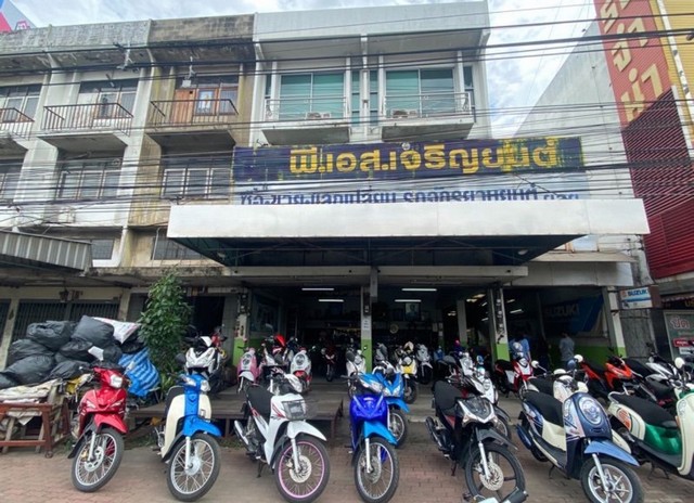 SaleOffice ขายด่วน อาคารพาณิชย์ 3 ชั้นครึ่ง ตรงข้ามบิ้กซีอ้อมใหญ่ อำเภอสามพร