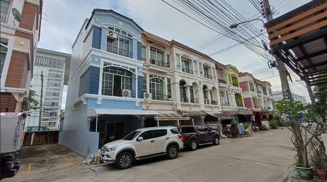 RentHouse ให้เช่าทาวน์โฮม 3ชั้น บ้านกลางเมือง โชคชัย4 ติดกองปราบ ถนนลาดพร้า