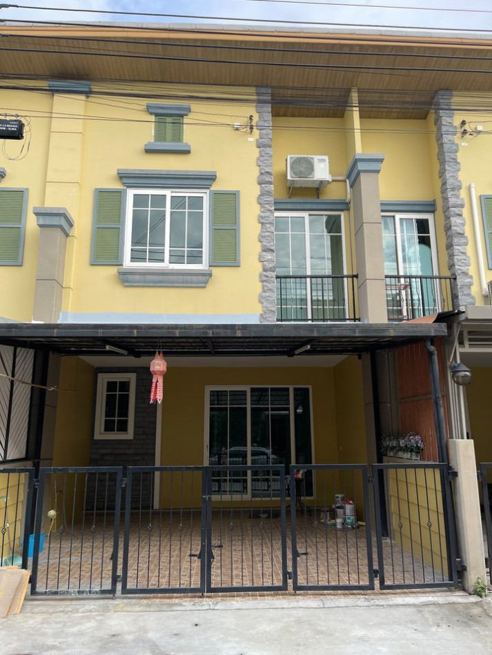 RentHouse Townhome for rent, Golden Town Bang Khae project, near Lak Song MRT.