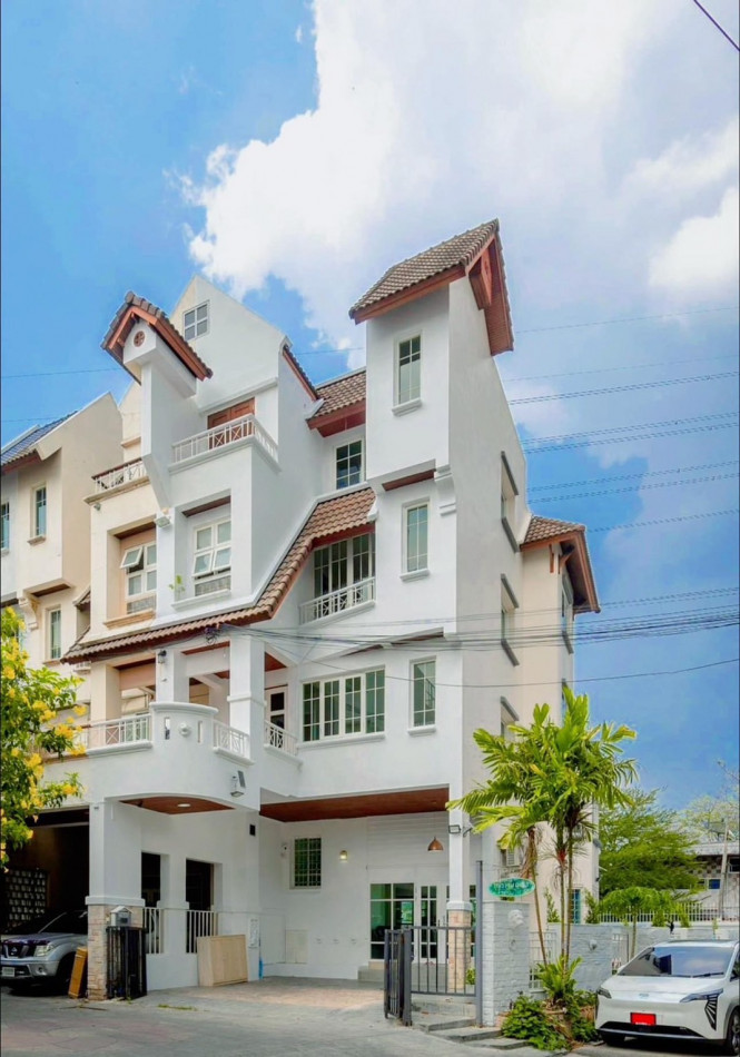 SaleHouse Townhome for sale, Busarakam Place Vibhavadi 20 project, 400 sq m, 25.5 sq m.