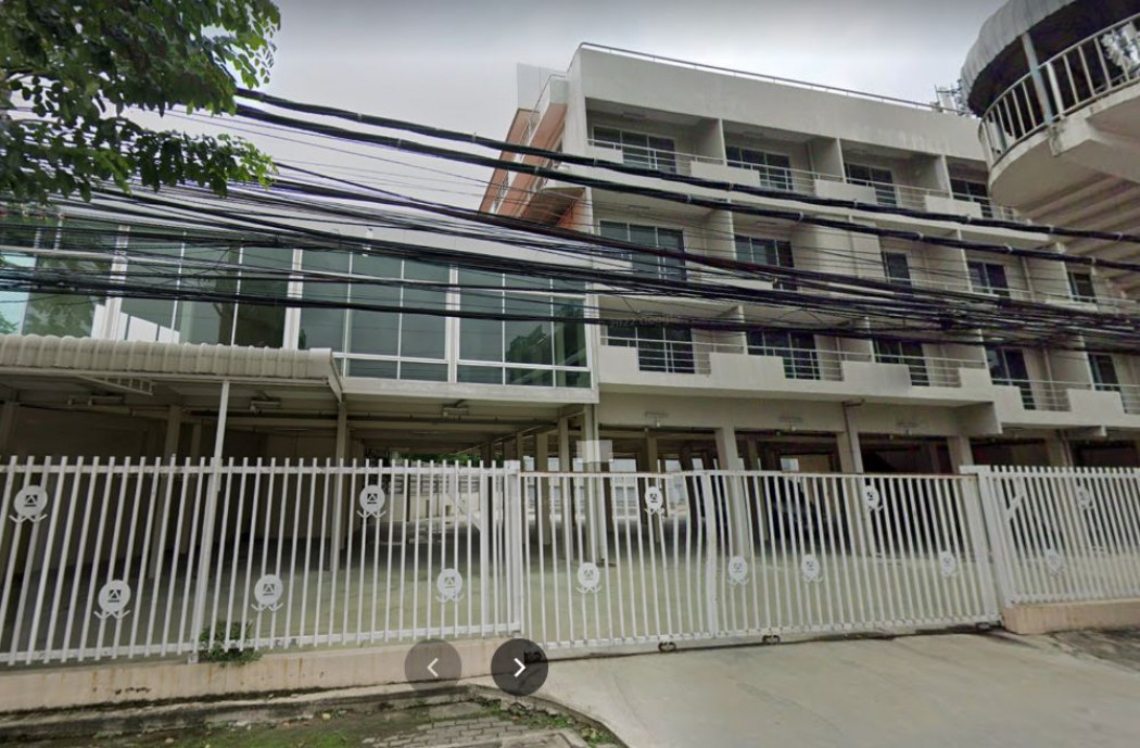 RentOffice For rent, 4-story building, 2500 sq m., next to Rama 2 Road, Chom Thong District, Line: @bird888