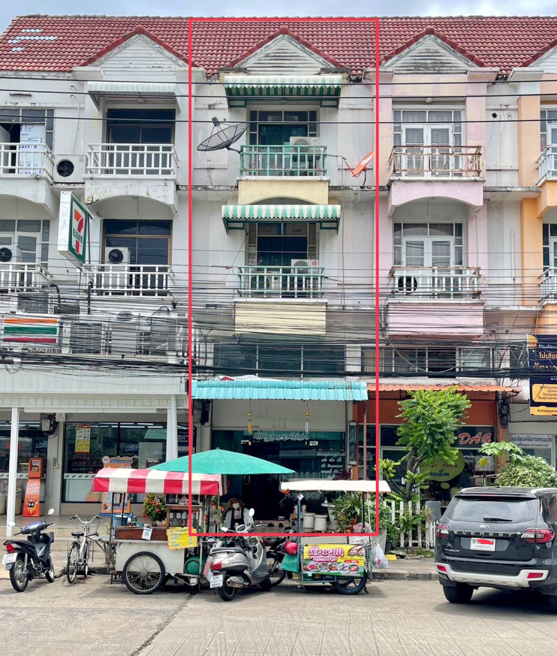 SaleOffice For sale cheap‼️Commercial building, 3.5 floors, First Home Village, Watcharapol.