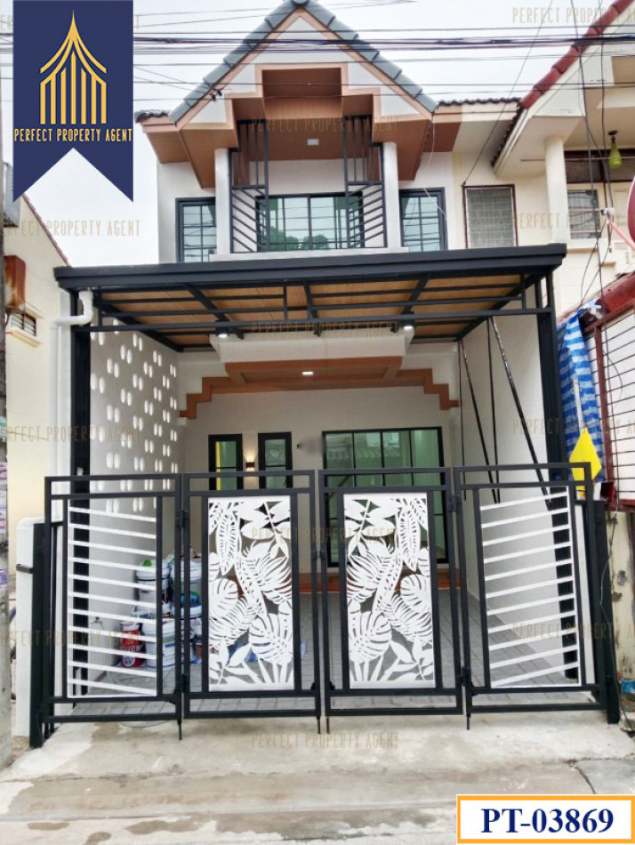 SaleHouse Townhouse for sale behind Monchaya Sai Mai, newly decorated, ready to move in.