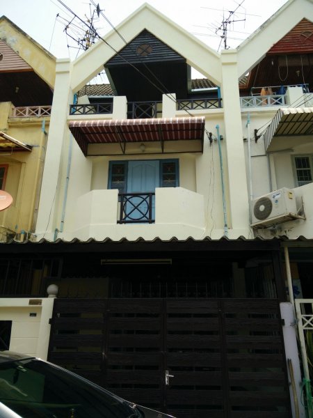 RentHouse House for rent Prachachuen Road