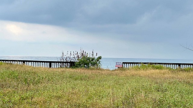 ไฮไลท์ทรัพย์เช่าผ่อนซื้อได้ที่นี่ ที่ดินริมหาด  ทรายขาวน้