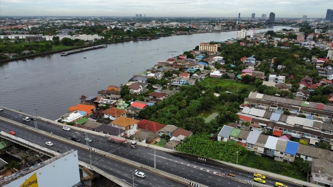 ขายที่ดินเปล่าใต้สะพานพระรราม 5 เนื้อที่ 226.4 ตรว. ผังสีแดง 