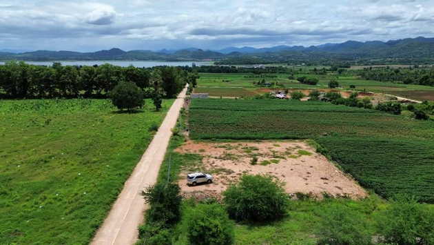 ขายด่วนที่ดินทำเลทอง ติดถนนคอนกรีตถึง 2 ด้าน  อ.ศรีสวัสดิ์ จ  .กาญจนบุรี