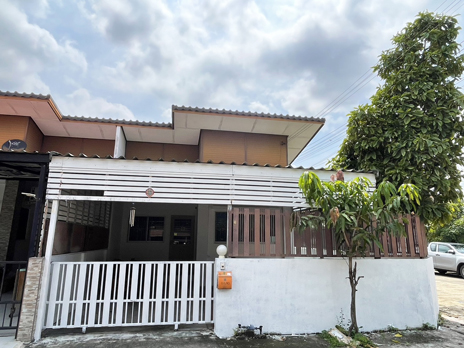 SaleHouse Townhouse Green Garden Home klong 11, Thanyaburi, Pathumthani