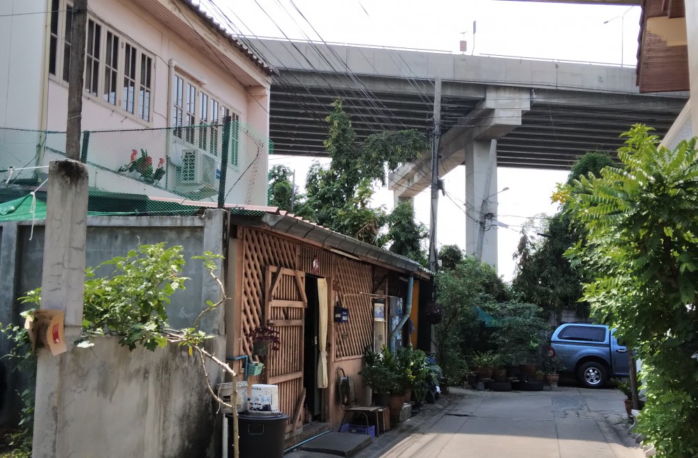 ขายที่ดินพร้อมบ้านต้องสร้างใหม่ สุขุมวิท 54