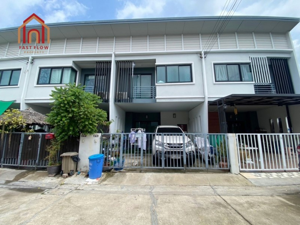 SaleHouse Townhome for sale Baan Lapawan 23 97.56 sold with tenant.